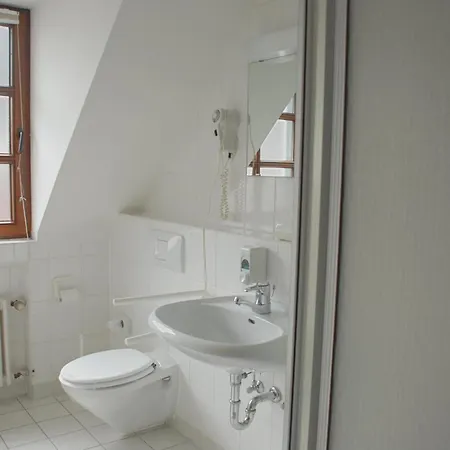Отель Hotel Restaurant Genusshaus Vorst 3*