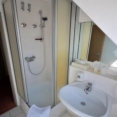 Отель Hotel Restaurant Genusshaus Vorst