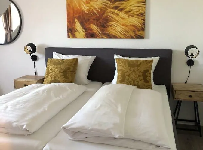 Hotel Restaurant Genusshaus Vorst 3*