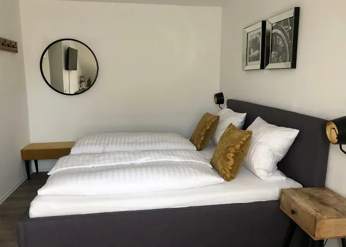 Hotel Restaurant Genusshaus Vorst Otel